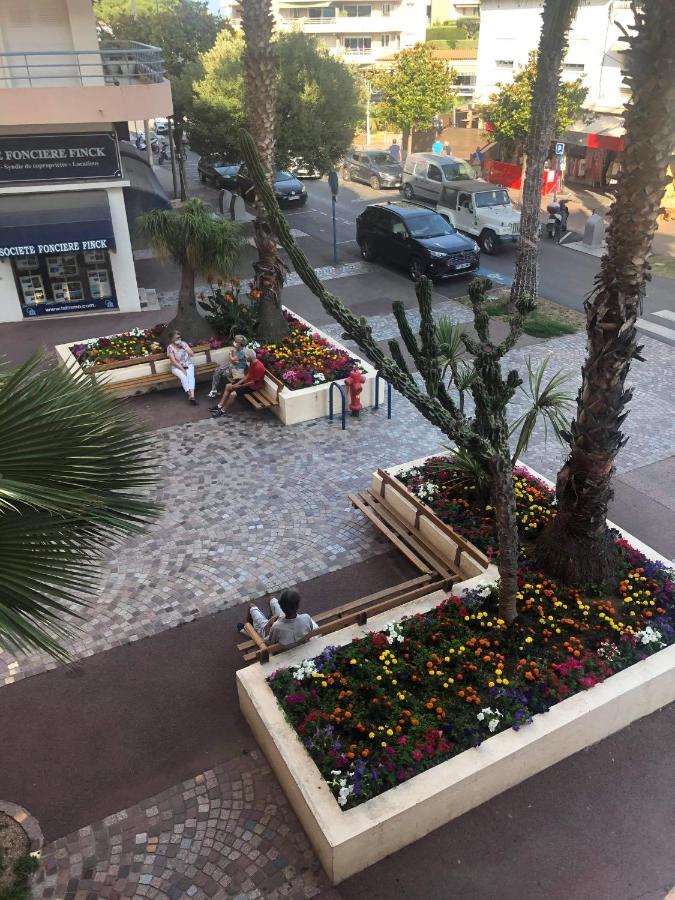 Magnifique Emplacement Pour Ce Joli F3 Cavalaire-sur-Mer Exterior foto